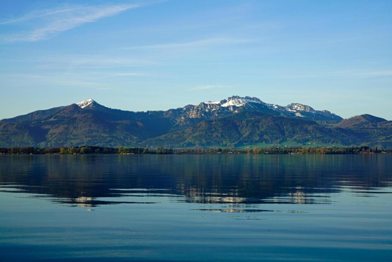 Ferienwohnungen Haus Am See Bernau am Chiemsee Luaran gambar